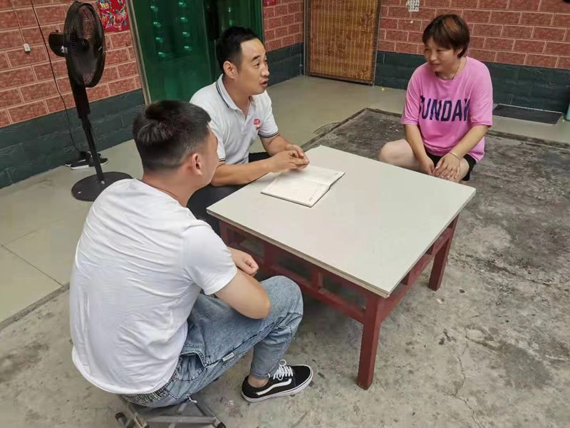 博農(nóng)乳業(yè)黨支部扎實(shí)開展“入戶訪民情、我來辦實(shí)事”活動